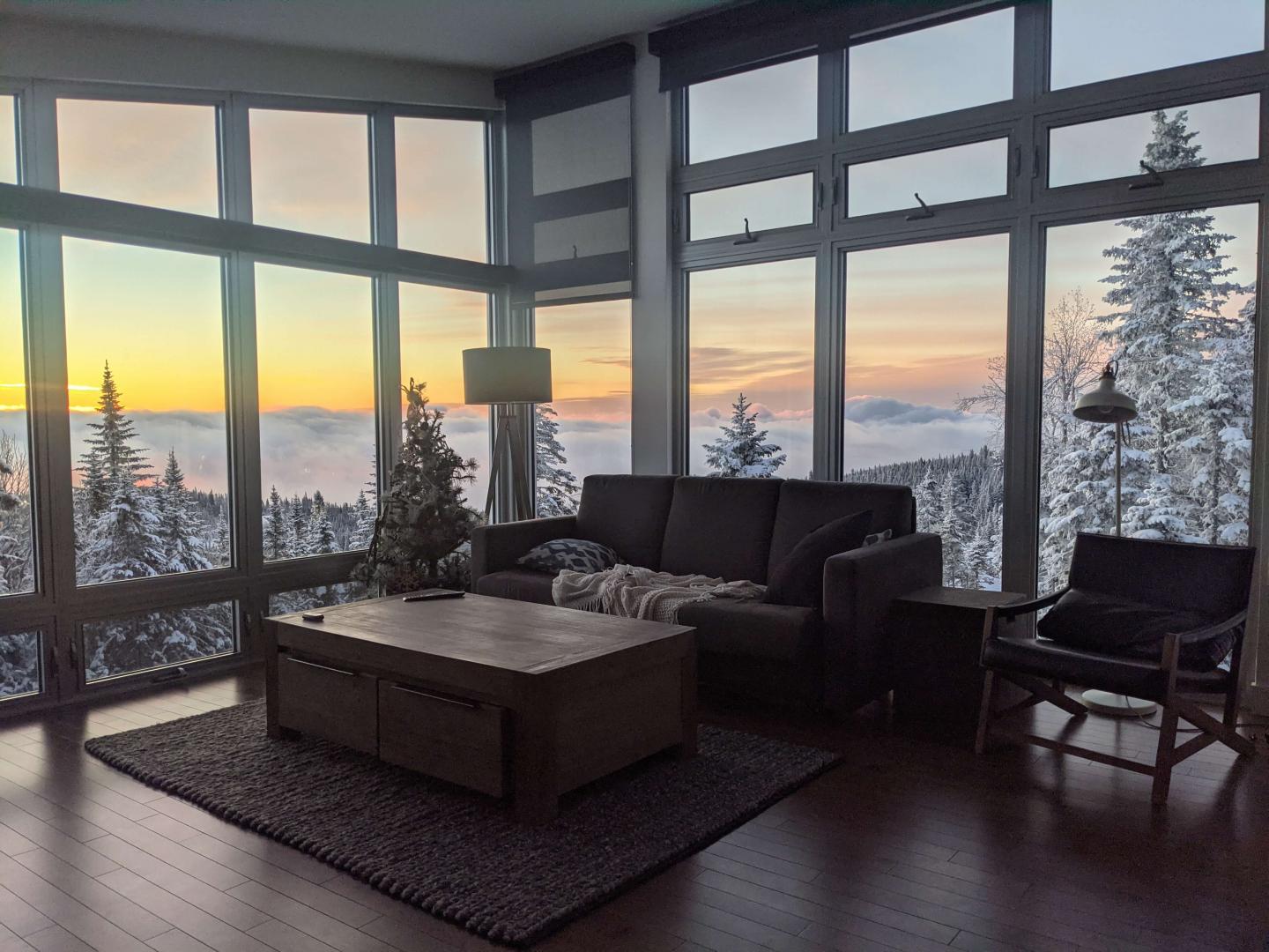 inside of lodging at le massif