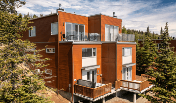 These deep nature forest chalets are tucked away among the conifers overlooking the St. Lawrence Valley, with commanding mountain and riverside views
