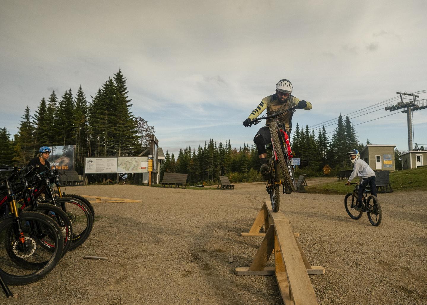 Wade Simmons au Massif de Charlevoix avec Rocky Mountain