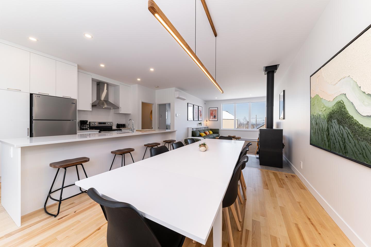 Maison Grande-Pointe 28 - salle a manger