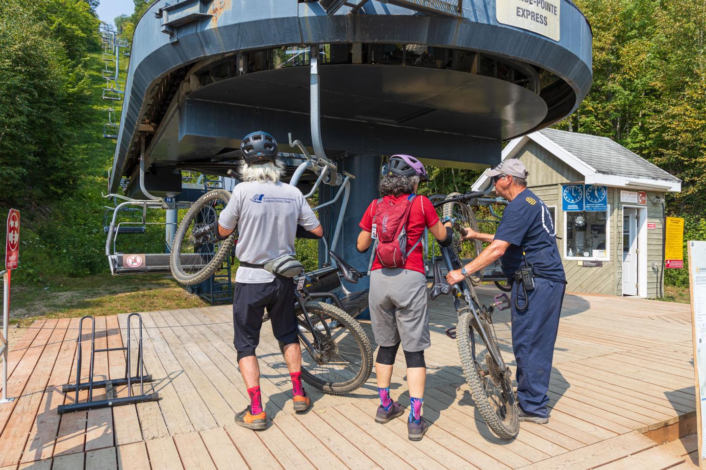 emplois massif remonté vélo