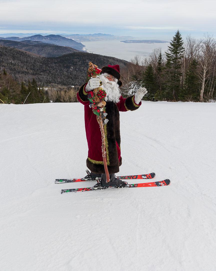 Père noel en ski 2023