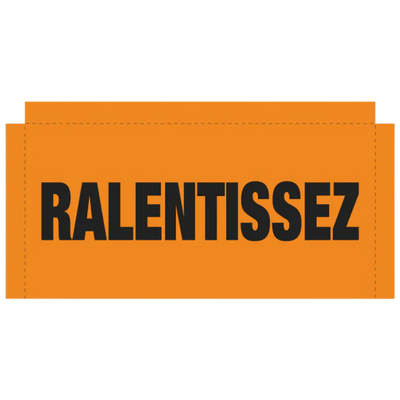 Ralentissez écrit en noir sur fond orange.