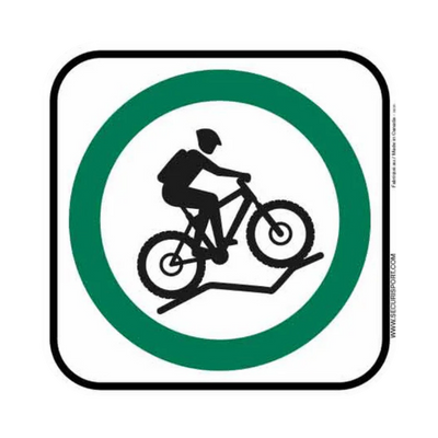 Panneau indiquant une piste cyclable avec vélo tout-terrain.